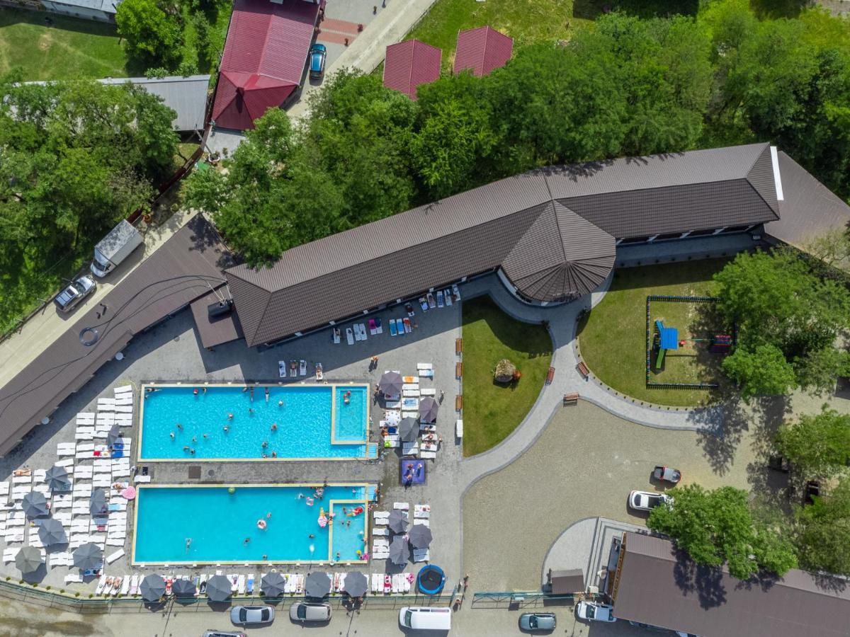 Praha Hotel Solotvyno Eksteriør billede