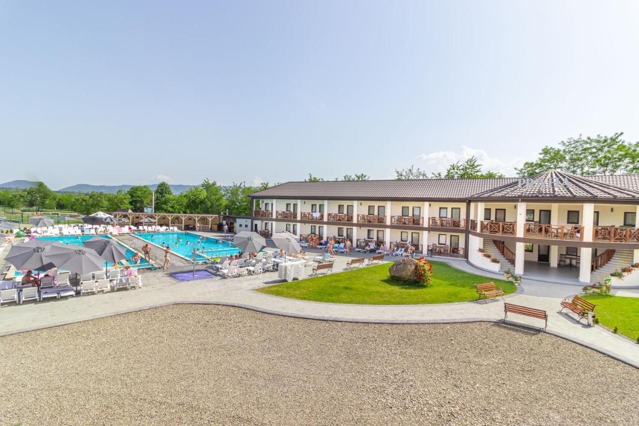 Praha Hotel Solotvyno Eksteriør billede