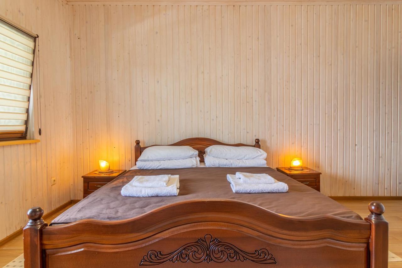 Praha Hotel Solotvyno Eksteriør billede