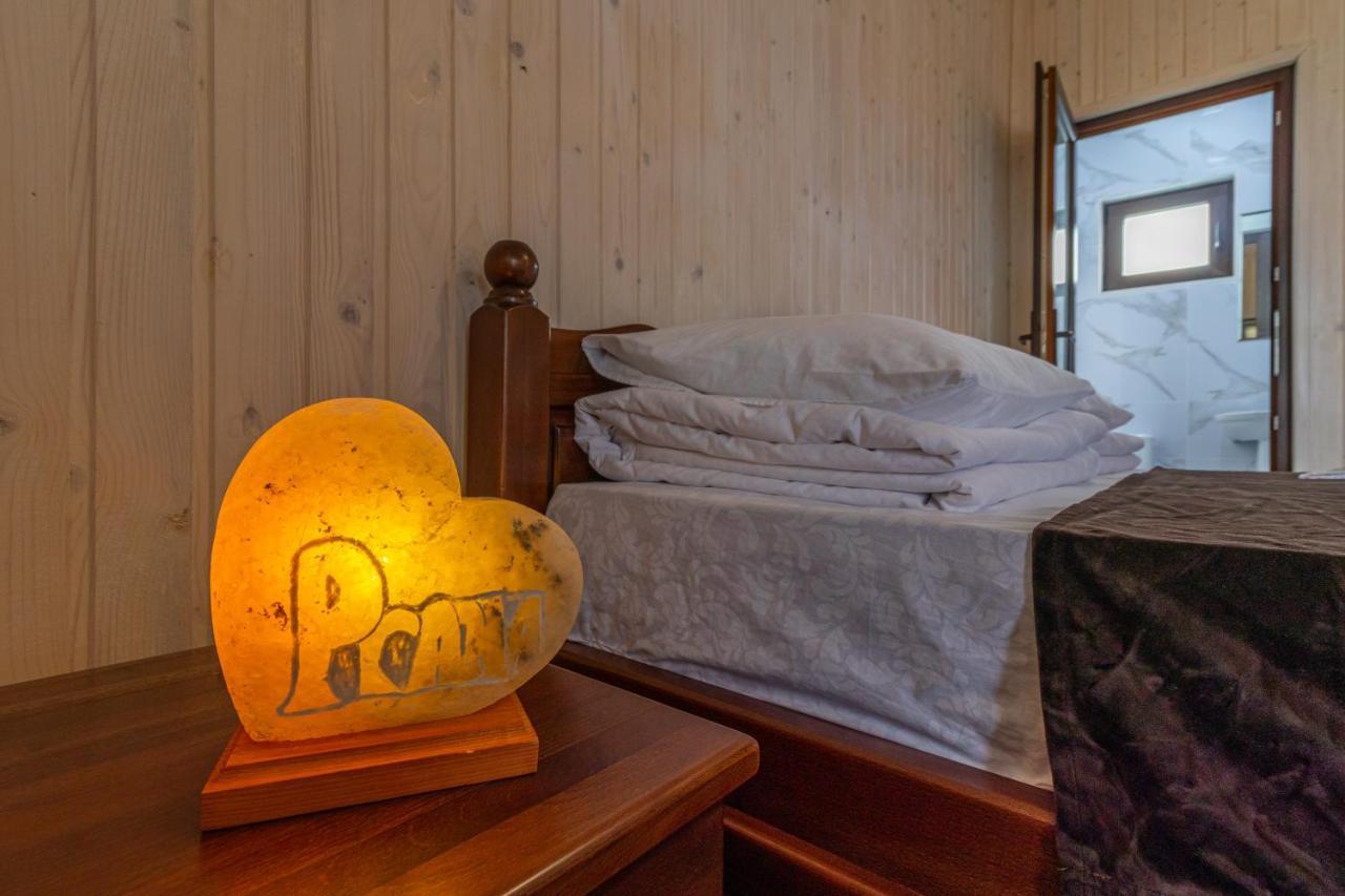 Praha Hotel Solotvyno Eksteriør billede